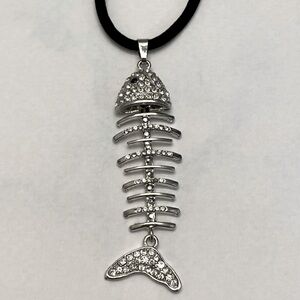 Silver Tone Fish bone Necklace 18” Cord